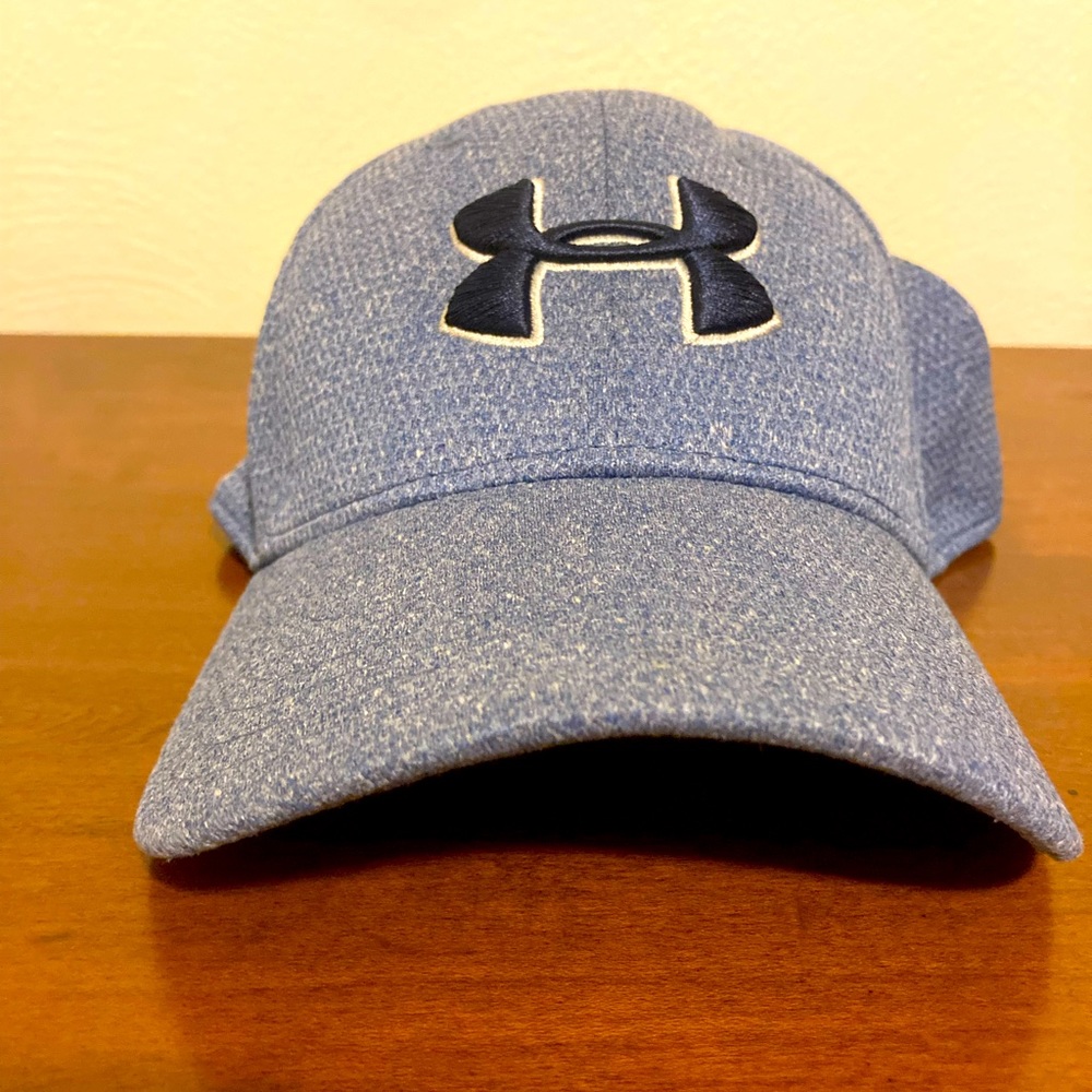 Under Armour golf hat